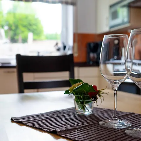 Ferienhaus Strandgut بيت للعطل *